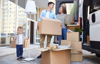 happy-family-moving-in-740×470-60p Happy family moving in